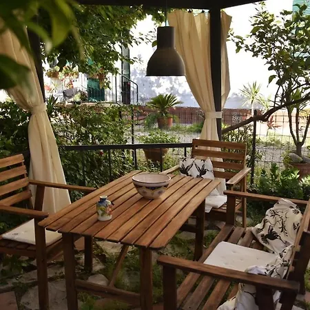Relax In Paese A Due Passi Dalle Spiagge Di Ghiaia Bianca Limone Appartement *