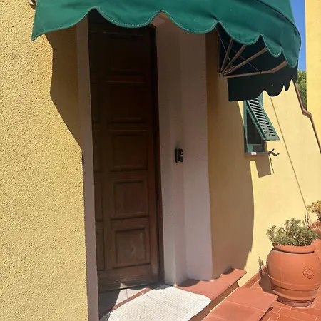 Relax In Paese A Due Passi Dalle Spiagge Di Ghiaia Bianca Limone Appartement