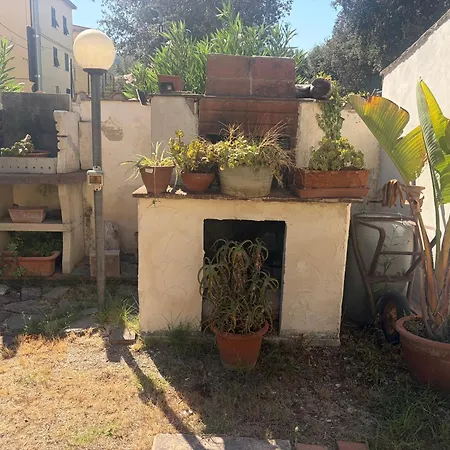 Relax In Paese A Due Passi Dalle Spiagge Di Ghiaia Bianca Limone Appartement Portoferraio