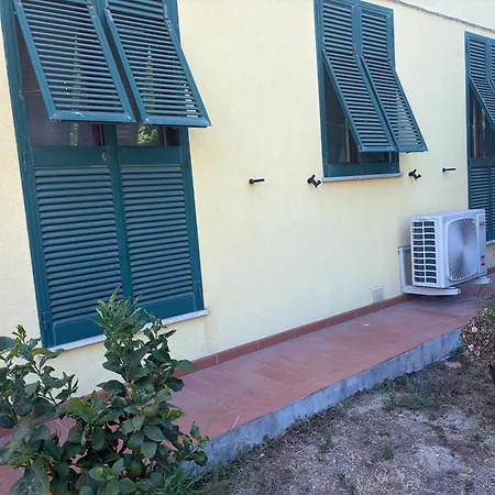 Appartement Relax In Paese A Due Passi Dalle Spiagge Di Ghiaia Bianca Limone